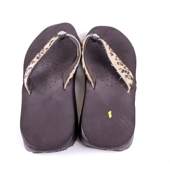 Volatile Leopard Print Wedge Sandal Flip Flops - Picture 3 of 5